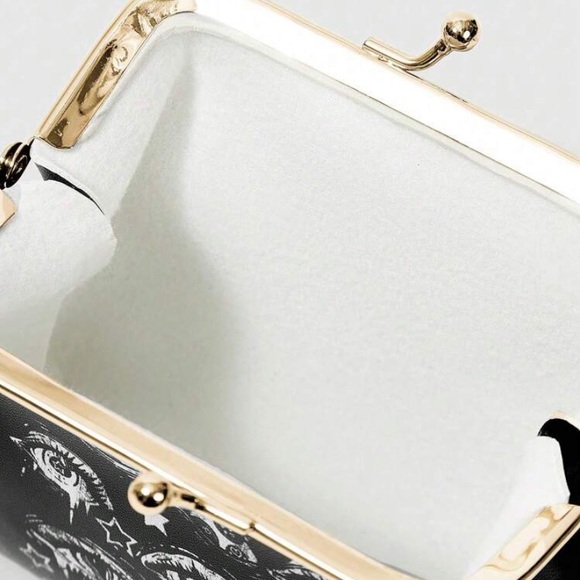 Goth Coin 🪙 Pouch - Picture 4 of 5